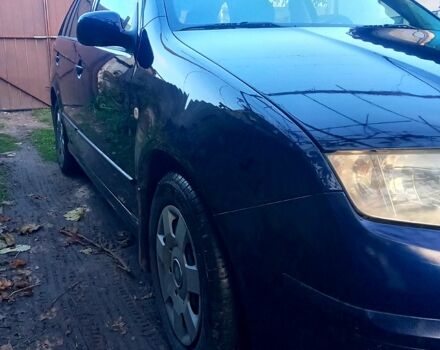 Синий Шкода Фабия, объемом двигателя 1.4 л и пробегом 224 тыс. км за 4000 $, фото 1 на Automoto.ua