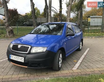Синий Шкода Фабия, объемом двигателя 1.2 л и пробегом 358 тыс. км за 3400 $, фото 1 на Automoto.ua