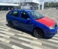 Синий Шкода Фабия, объемом двигателя 1.4 л и пробегом 306 тыс. км за 2800 $, фото 1 на Automoto.ua