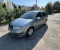 Синий Шкода Фабия, объемом двигателя 1.4 л и пробегом 325 тыс. км за 3710 $, фото 2 на Automoto.ua