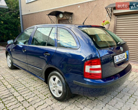 Синий Шкода Фабия, объемом двигателя 1.4 л и пробегом 183 тыс. км за 3700 $, фото 9 на Automoto.ua