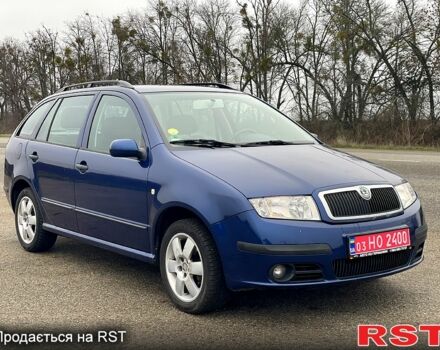 Синій Шкода Фабія, об'ємом двигуна 1.4 л та пробігом 250 тис. км за 4500 $, фото 5 на Automoto.ua