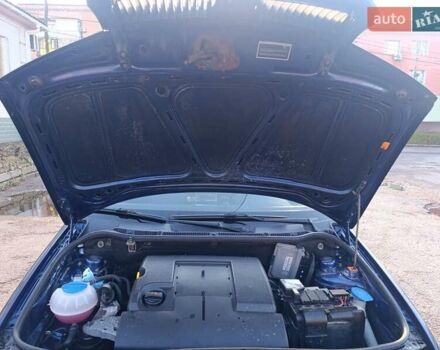 Синий Шкода Фабия, объемом двигателя 1.2 л и пробегом 382 тыс. км за 3799 $, фото 18 на Automoto.ua