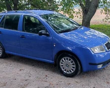 Синий Шкода Фабия, объемом двигателя 1.39 л и пробегом 202 тыс. км за 4600 $, фото 2 на Automoto.ua