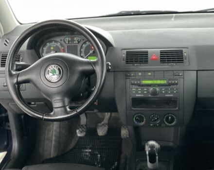 Синій Шкода Фабія, об'ємом двигуна 1.4 л та пробігом 250 тис. км за 4500 $, фото 21 на Automoto.ua