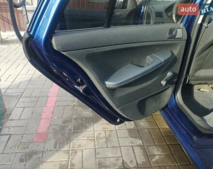 Синий Шкода Фабия, объемом двигателя 1.2 л и пробегом 377 тыс. км за 2700 $, фото 7 на Automoto.ua