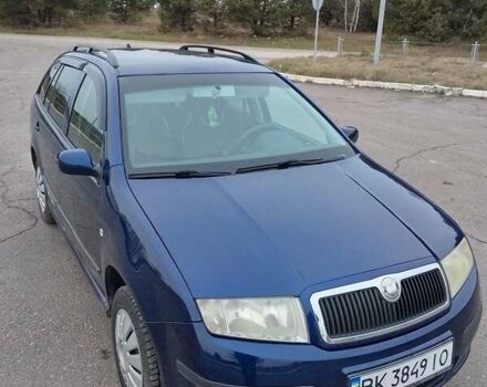 Синий Шкода Фабия, объемом двигателя 1.4 л и пробегом 230 тыс. км за 4250 $, фото 18 на Automoto.ua