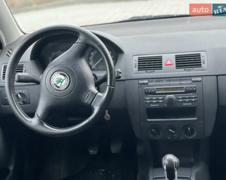 Синий Шкода Фабия, объемом двигателя 1.4 л и пробегом 250 тыс. км за 4500 $, фото 23 на Automoto.ua