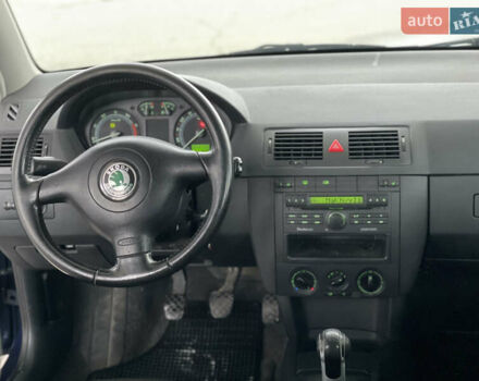 Синий Шкода Фабия, объемом двигателя 1.4 л и пробегом 250 тыс. км за 4500 $, фото 27 на Automoto.ua