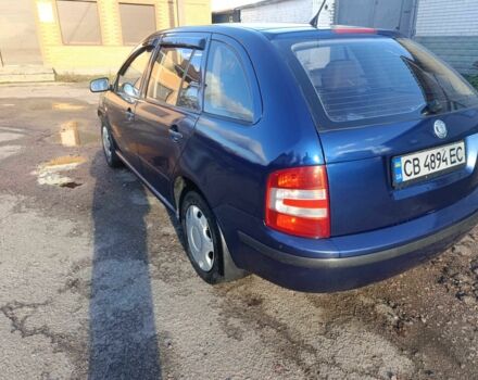 Синий Шкода Фабия, объемом двигателя 1.2 л и пробегом 338 тыс. км за 1500 $, фото 2 на Automoto.ua