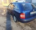 Синий Шкода Фабия, объемом двигателя 1.2 л и пробегом 338 тыс. км за 1500 $, фото 2 на Automoto.ua
