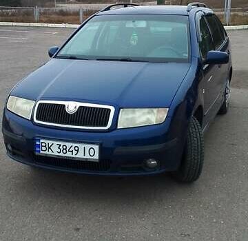 Синий Шкода Фабия, объемом двигателя 1.4 л и пробегом 230 тыс. км за 4250 $, фото 23 на Automoto.ua