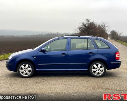 Синій Шкода Фабія, об'ємом двигуна 1.4 л та пробігом 250 тис. км за 4500 $, фото 7 на Automoto.ua