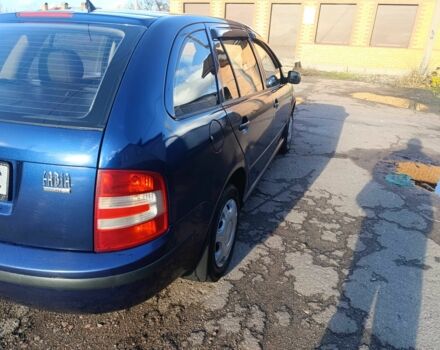 Синий Шкода Фабия, объемом двигателя 1.2 л и пробегом 338 тыс. км за 1500 $, фото 4 на Automoto.ua