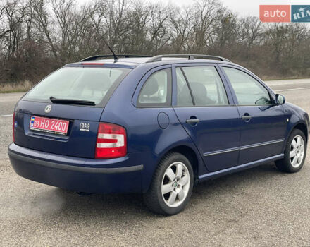 Синий Шкода Фабия, объемом двигателя 1.4 л и пробегом 250 тыс. км за 4500 $, фото 8 на Automoto.ua