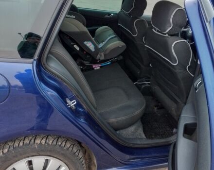 Синий Шкода Фабия, объемом двигателя 1.4 л и пробегом 230 тыс. км за 4250 $, фото 14 на Automoto.ua