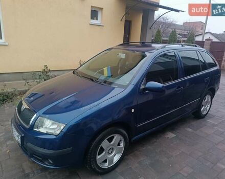 Синій Шкода Фабія, об'ємом двигуна 1.39 л та пробігом 227 тис. км за 5300 $, фото 5 на Automoto.ua