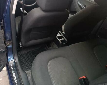 Синій Шкода Фабія, об'ємом двигуна 1.39 л та пробігом 227 тис. км за 5300 $, фото 14 на Automoto.ua