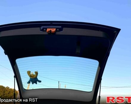 Синій Шкода Фабія, об'ємом двигуна 1.4 л та пробігом 260 тис. км за 4800 $, фото 5 на Automoto.ua