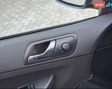 Синий Шкода Фабия, объемом двигателя 1.4 л и пробегом 239 тыс. км за 5700 $, фото 24 на Automoto.ua