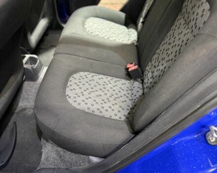 Синий Шкода Фабия, объемом двигателя 1.4 л и пробегом 230 тыс. км за 4999 $, фото 15 на Automoto.ua