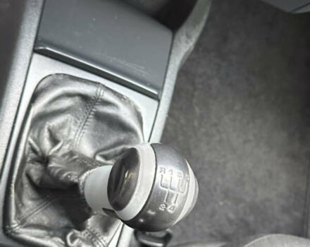 Синий Шкода Фабия, объемом двигателя 1.4 л и пробегом 239 тыс. км за 5700 $, фото 30 на Automoto.ua