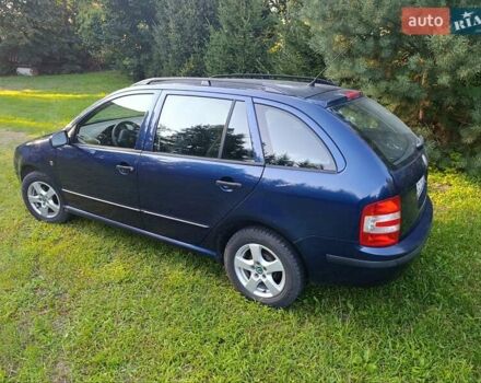 Синий Шкода Фабия, объемом двигателя 1.2 л и пробегом 180 тыс. км за 3800 $, фото 8 на Automoto.ua