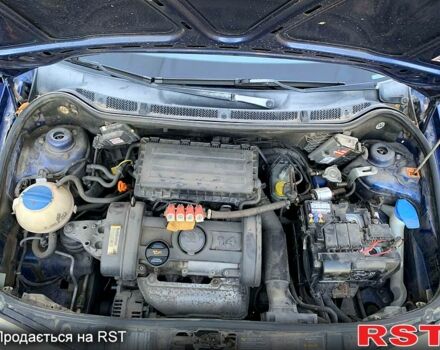 Синий Шкода Фабия, объемом двигателя 1.4 л и пробегом 260 тыс. км за 4800 $, фото 8 на Automoto.ua