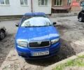 Синий Шкода Фабия, объемом двигателя 1.39 л и пробегом 225 тыс. км за 4200 $, фото 1 на Automoto.ua