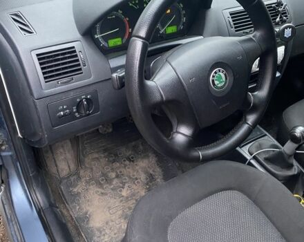 Синий Шкода Фабия, объемом двигателя 1.2 л и пробегом 370 тыс. км за 3450 $, фото 5 на Automoto.ua