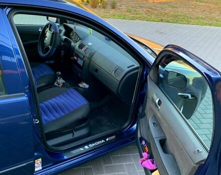 Синій Шкода Фабія, об'ємом двигуна 1.4 л та пробігом 260 тис. км за 4800 $, фото 6 на Automoto.ua