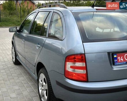 Синий Шкода Фабия, объемом двигателя 1.4 л и пробегом 239 тыс. км за 5700 $, фото 10 на Automoto.ua