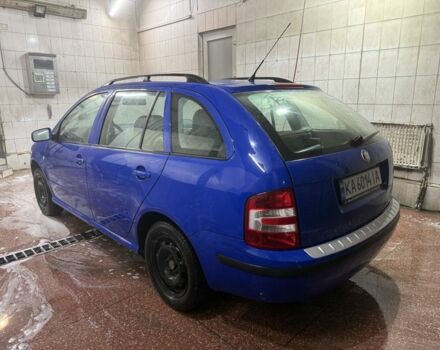 Синий Шкода Фабия, объемом двигателя 1.4 л и пробегом 230 тыс. км за 4999 $, фото 3 на Automoto.ua