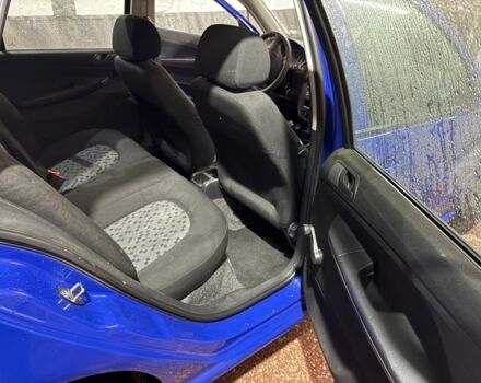 Синий Шкода Фабия, объемом двигателя 1.4 л и пробегом 230 тыс. км за 4999 $, фото 14 на Automoto.ua