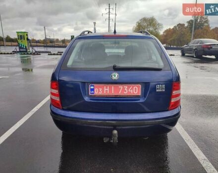 Синий Шкода Фабия, объемом двигателя 1.4 л и пробегом 228 тыс. км за 4600 $, фото 5 на Automoto.ua