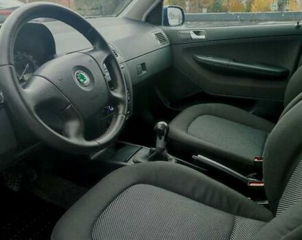 Синий Шкода Фабия, объемом двигателя 1.4 л и пробегом 228 тыс. км за 4600 $, фото 8 на Automoto.ua