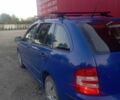 Синий Шкода Фабия, объемом двигателя 1.42 л и пробегом 290 тыс. км за 3900 $, фото 2 на Automoto.ua