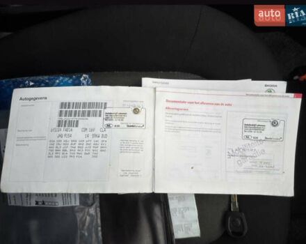 Синий Шкода Фабия, объемом двигателя 1.4 л и пробегом 239 тыс. км за 5700 $, фото 53 на Automoto.ua