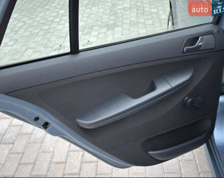 Синий Шкода Фабия, объемом двигателя 1.4 л и пробегом 239 тыс. км за 5700 $, фото 33 на Automoto.ua