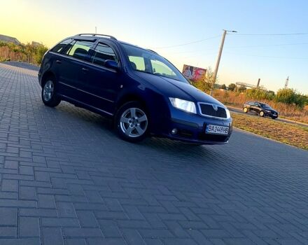 Синій Шкода Фабія, об'ємом двигуна 1.4 л та пробігом 260 тис. км за 4800 $, фото 1 на Automoto.ua