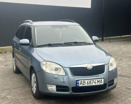 Синий Шкода Фабия, объемом двигателя 1.39 л и пробегом 285 тыс. км за 3950 $, фото 2 на Automoto.ua