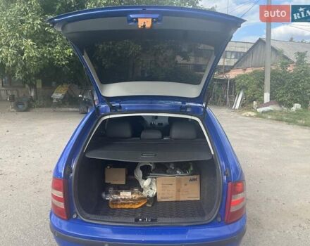 Синий Шкода Фабия, объемом двигателя 1.42 л и пробегом 342 тыс. км за 4700 $, фото 8 на Automoto.ua