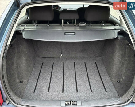 Синий Шкода Фабия, объемом двигателя 1.4 л и пробегом 239 тыс. км за 5700 $, фото 38 на Automoto.ua