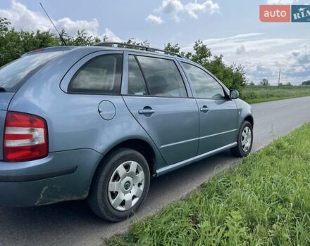 Синий Шкода Фабия, объемом двигателя 1.39 л и пробегом 330 тыс. км за 4000 $, фото 5 на Automoto.ua