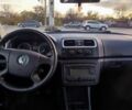 Синій Шкода Фабія, об'ємом двигуна 1.4 л та пробігом 245 тис. км за 5600 $, фото 6 на Automoto.ua
