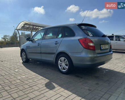 Синий Шкода Фабия, объемом двигателя 1.2 л и пробегом 265 тыс. км за 4000 $, фото 6 на Automoto.ua