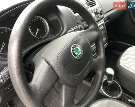 Синий Шкода Фабия, объемом двигателя 1.4 л и пробегом 200 тыс. км за 5500 $, фото 16 на Automoto.ua