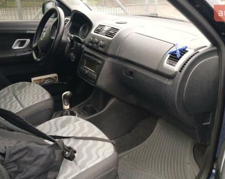 Синий Шкода Фабия, объемом двигателя 1.4 л и пробегом 182 тыс. км за 5499 $, фото 17 на Automoto.ua