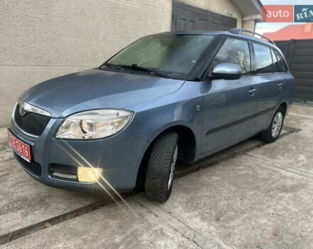 Синий Шкода Фабия, объемом двигателя 1.6 л и пробегом 205 тыс. км за 5150 $, фото 34 на Automoto.ua