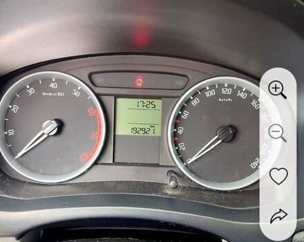 Синий Шкода Фабия, объемом двигателя 1.39 л и пробегом 195 тыс. км за 5800 $, фото 5 на Automoto.ua